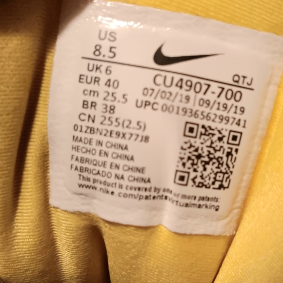 2019 Nike Air VaporMax Plus 'Sunshine Yellow' 7Y (8½W) - Picture 9 of 10
